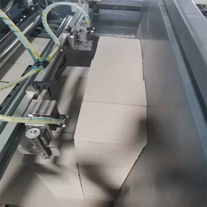 Tablero de partículas gris